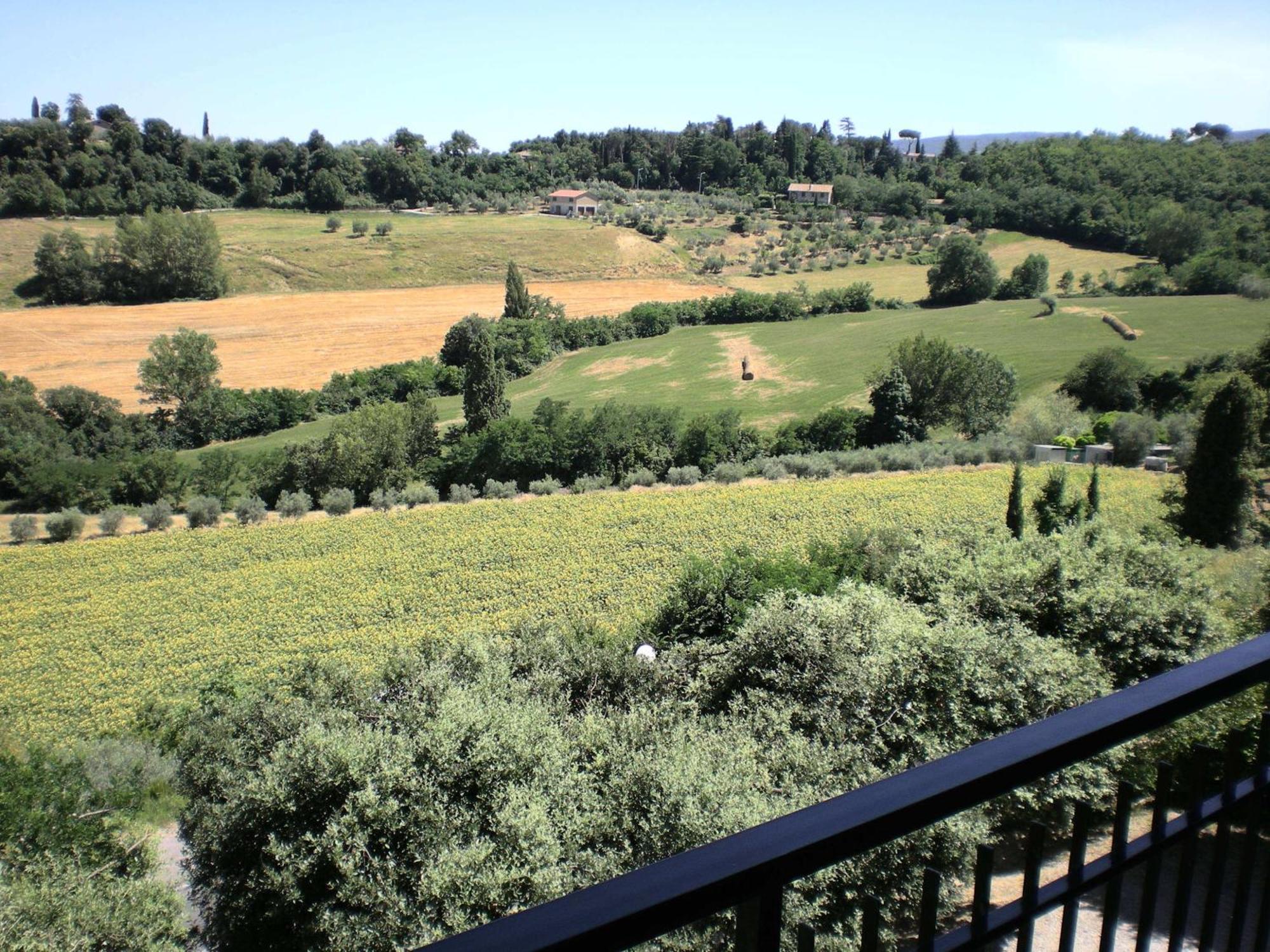 Hotel Sangallo B&B Montepulciano Stazione Екстериор снимка