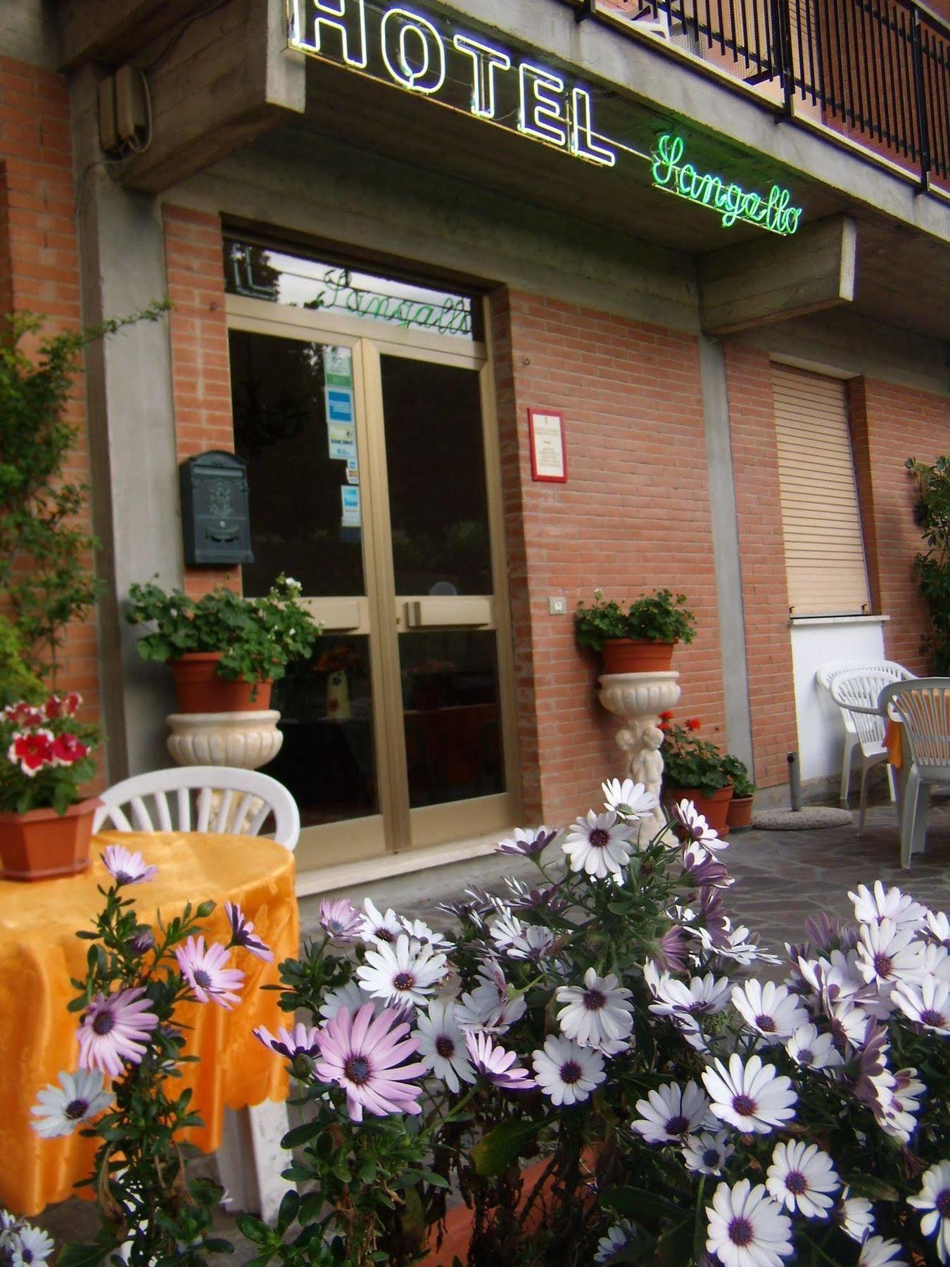 Hotel Sangallo B&B Montepulciano Stazione Екстериор снимка