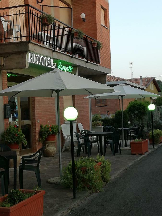 Hotel Sangallo B&B Montepulciano Stazione Екстериор снимка